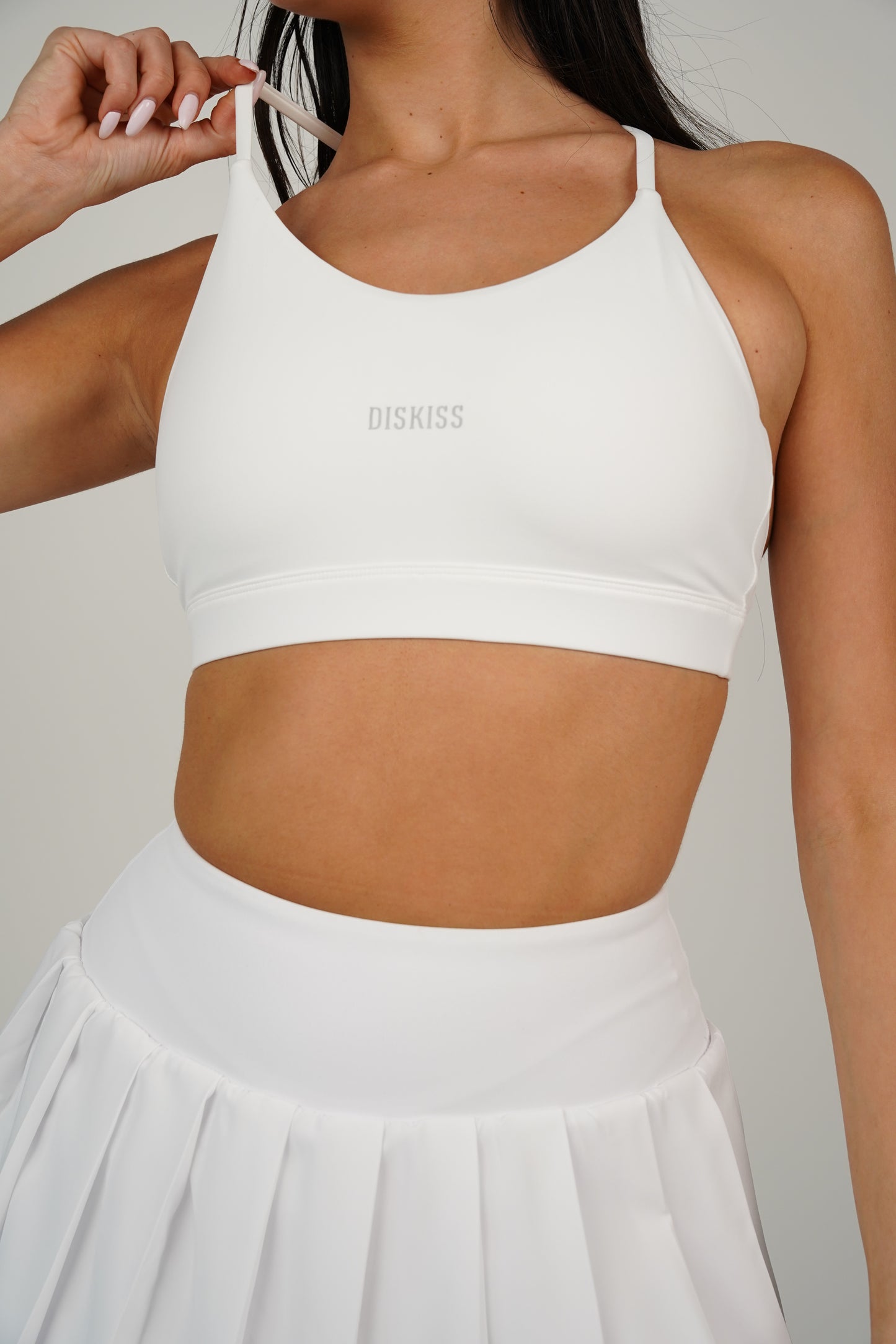 טופ Mila White