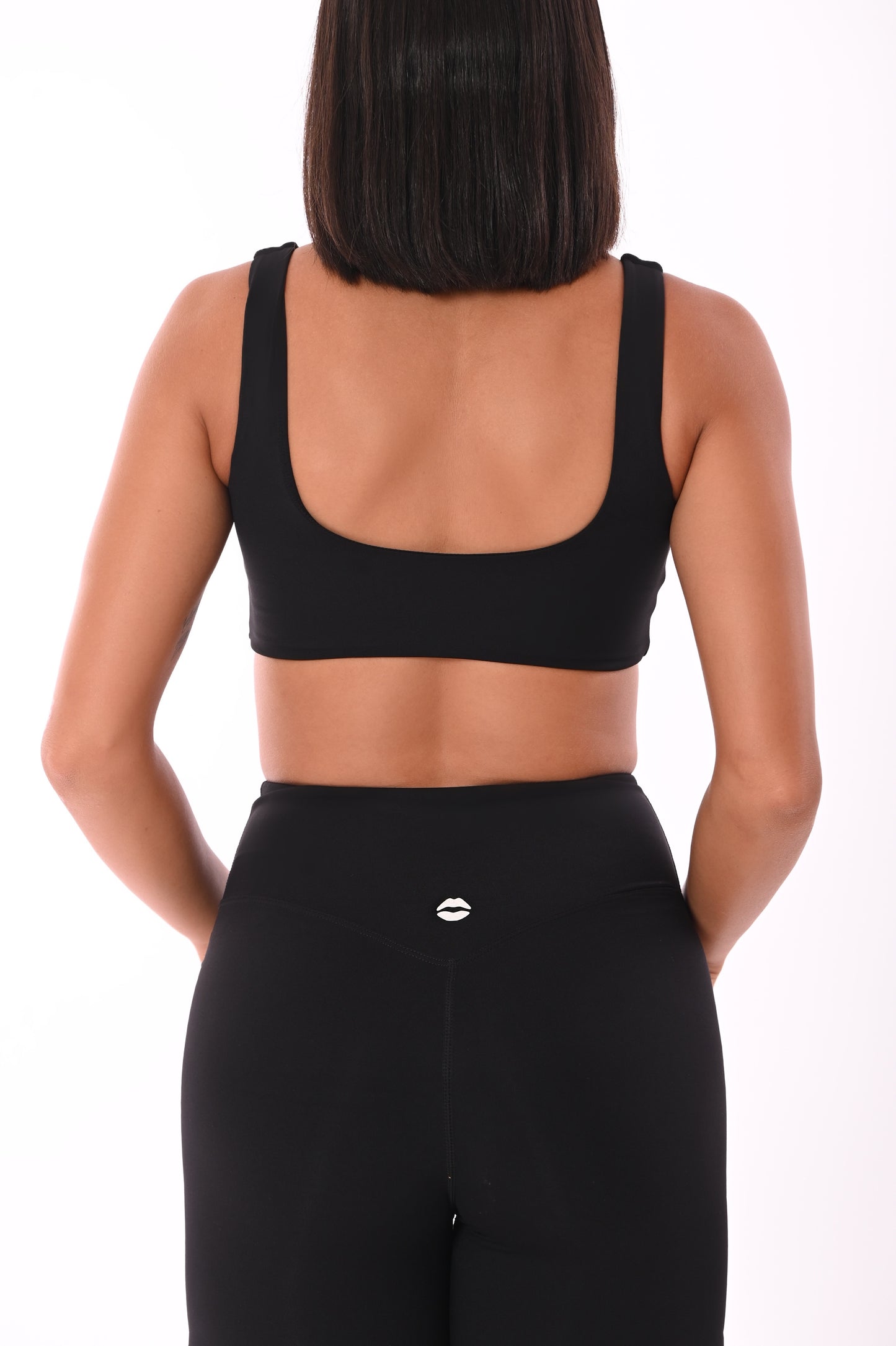 טופ Willow Black