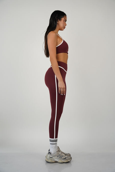 טייץ Ellén Burgundy