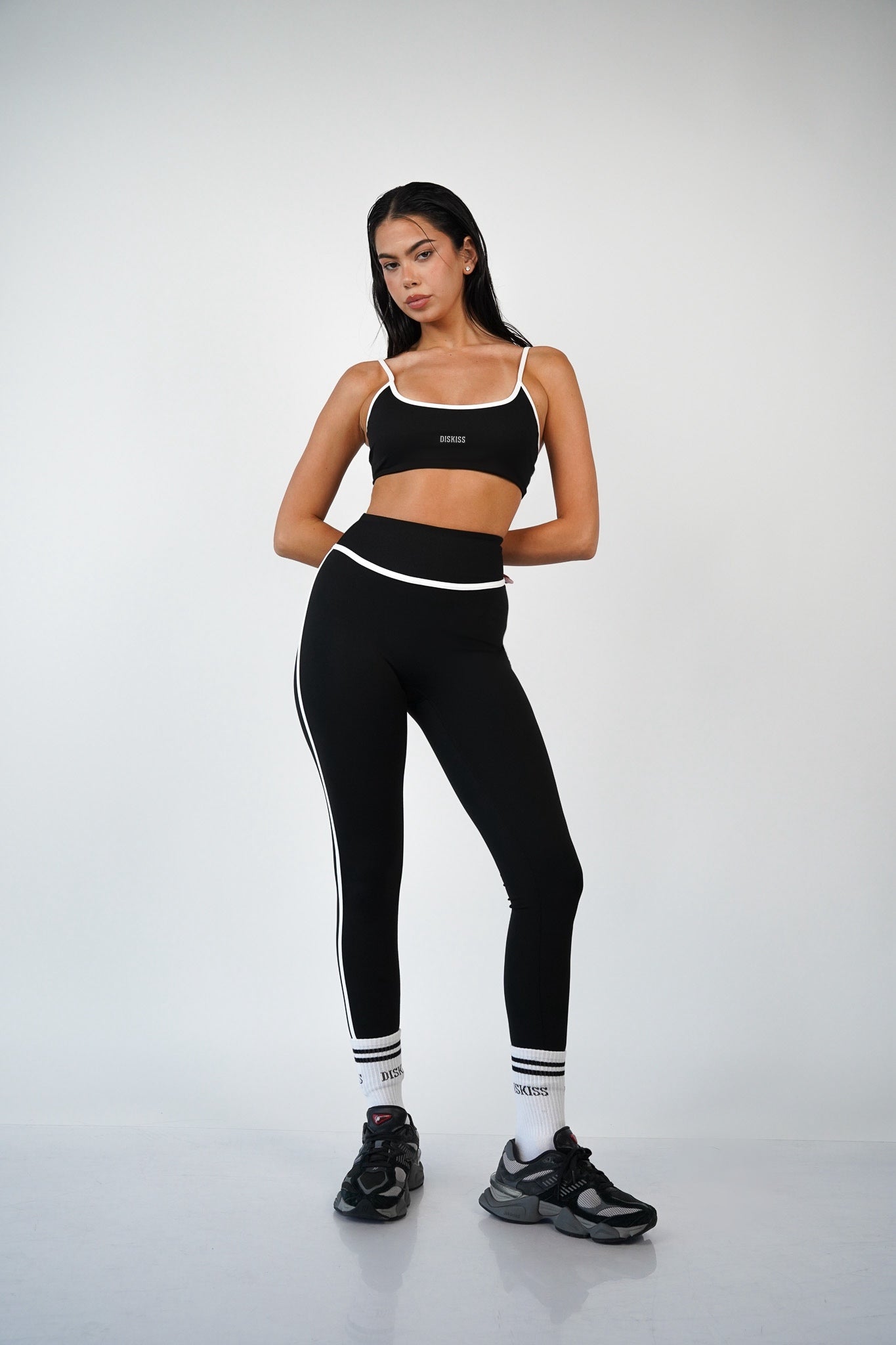 טייץ Ellén Black