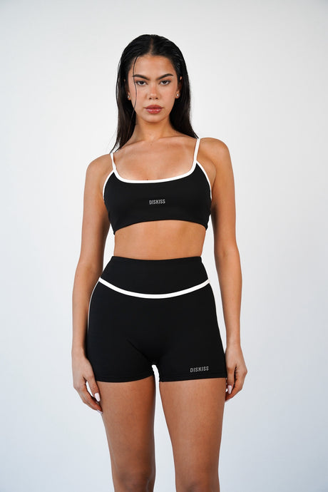 שורט Ellén Black