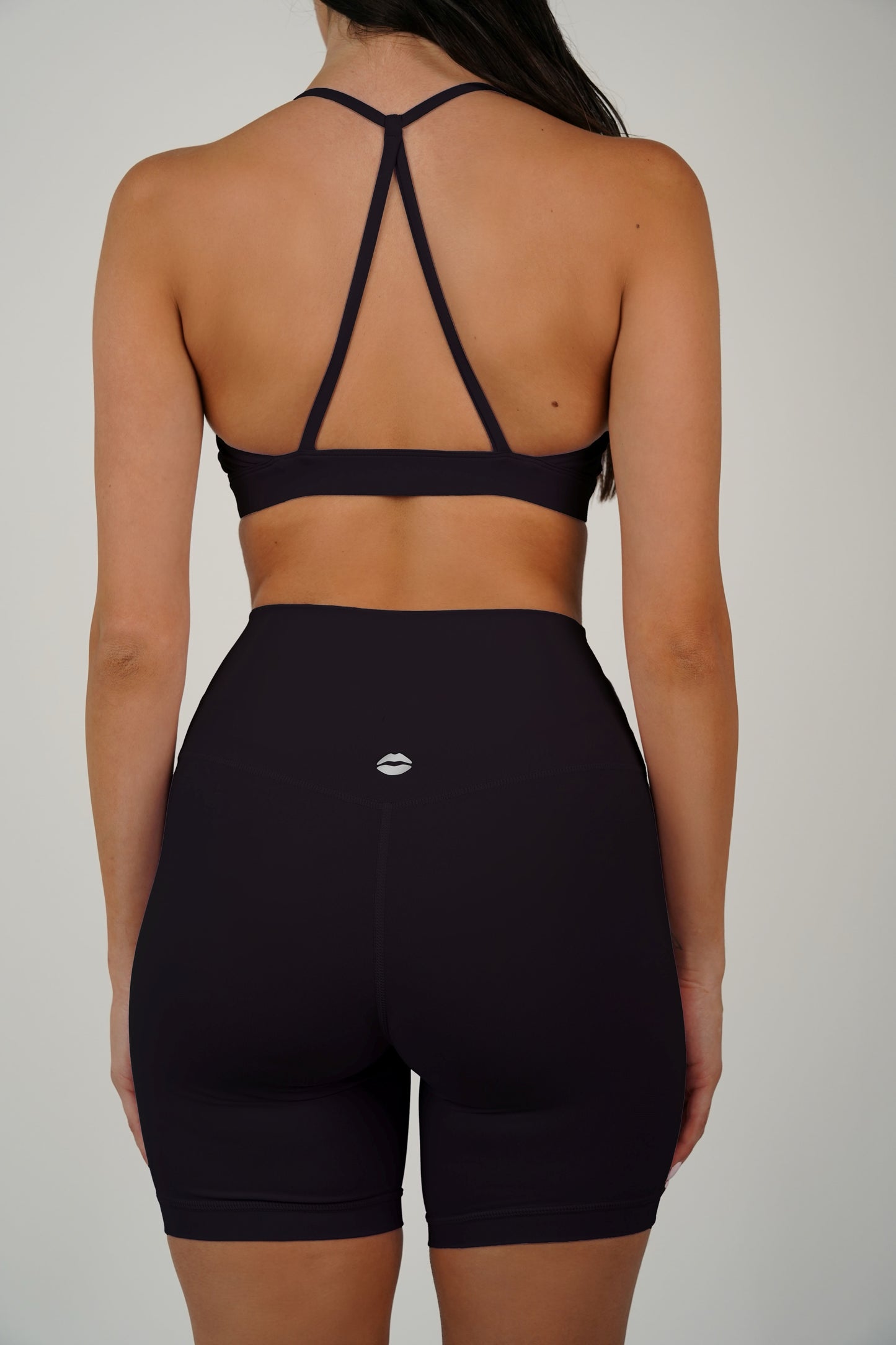 טופ Milan Black