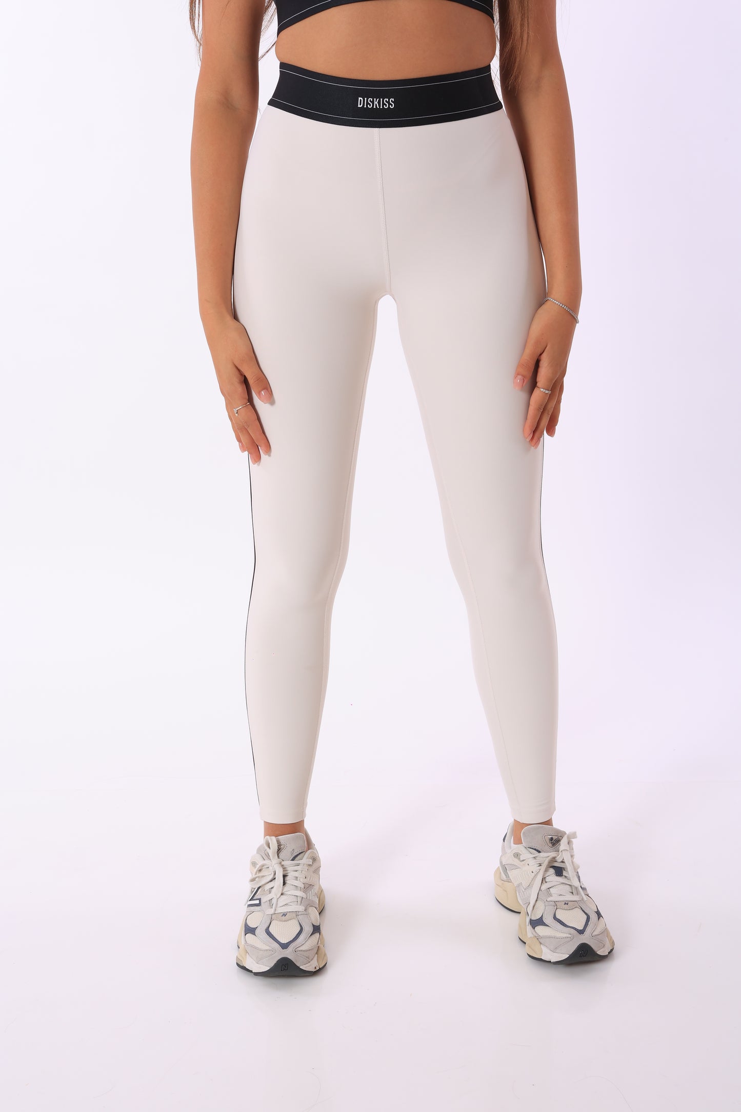 טייץ Madison White