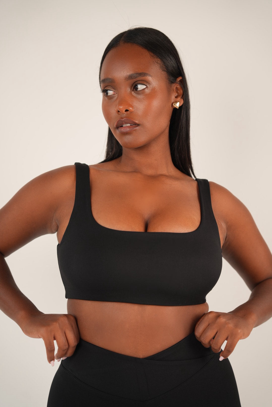 טופ Èlevé Black